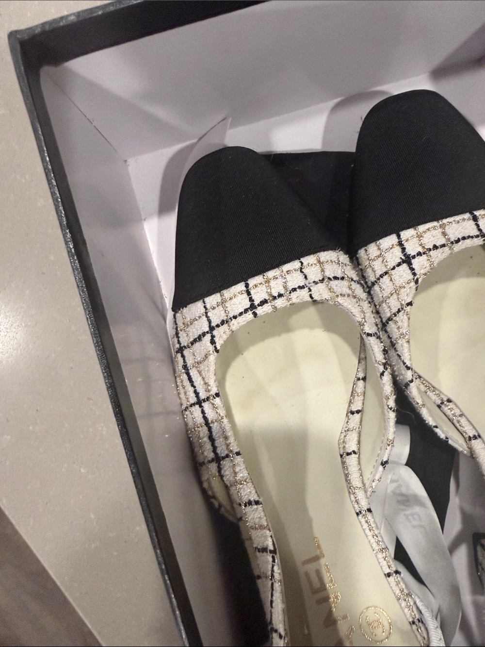 CHANEL Black White Tweed Pointed Slingback Flats - Picture 5 of 5